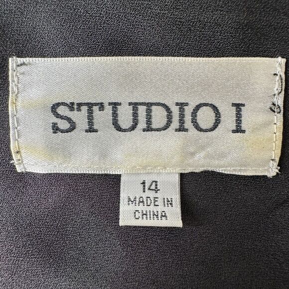 Studio 1 Chiffon Top Sz 14 Black Floral Flutter Sleeve Ruffle Dark Romantic 90s - Picture 8 of 13